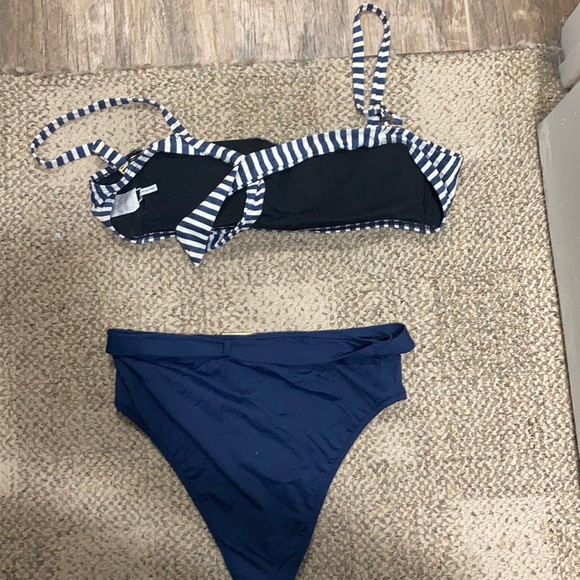 WeWoreWhat swimsuit - Picture 4 of 4